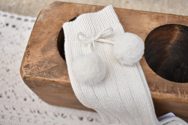 Linen Pom knee high socks